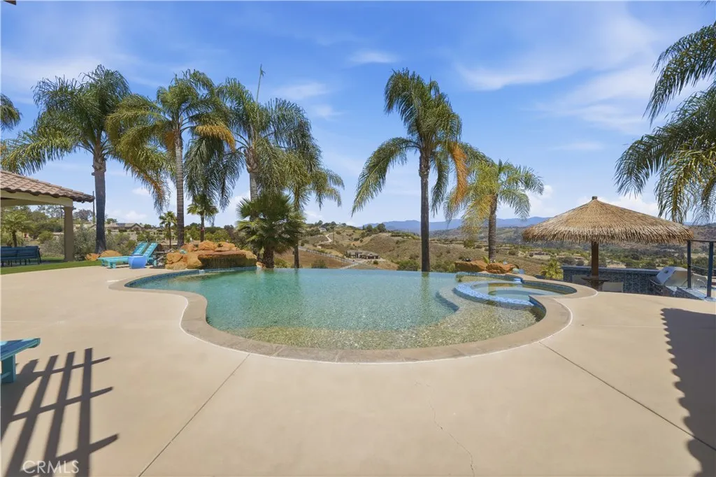 https://cdn.realtyfeed.com/cdn/127/306732147/ed2676fbaa2e59a538829fdb96ffa1b5.webp