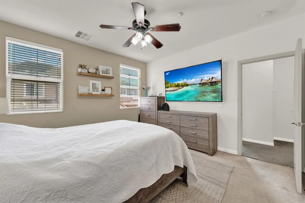 https://cdn.realtyfeed.com/cdn/127/306732152/896f8a0dda9c2f132ac78d44e7b4b630.webp