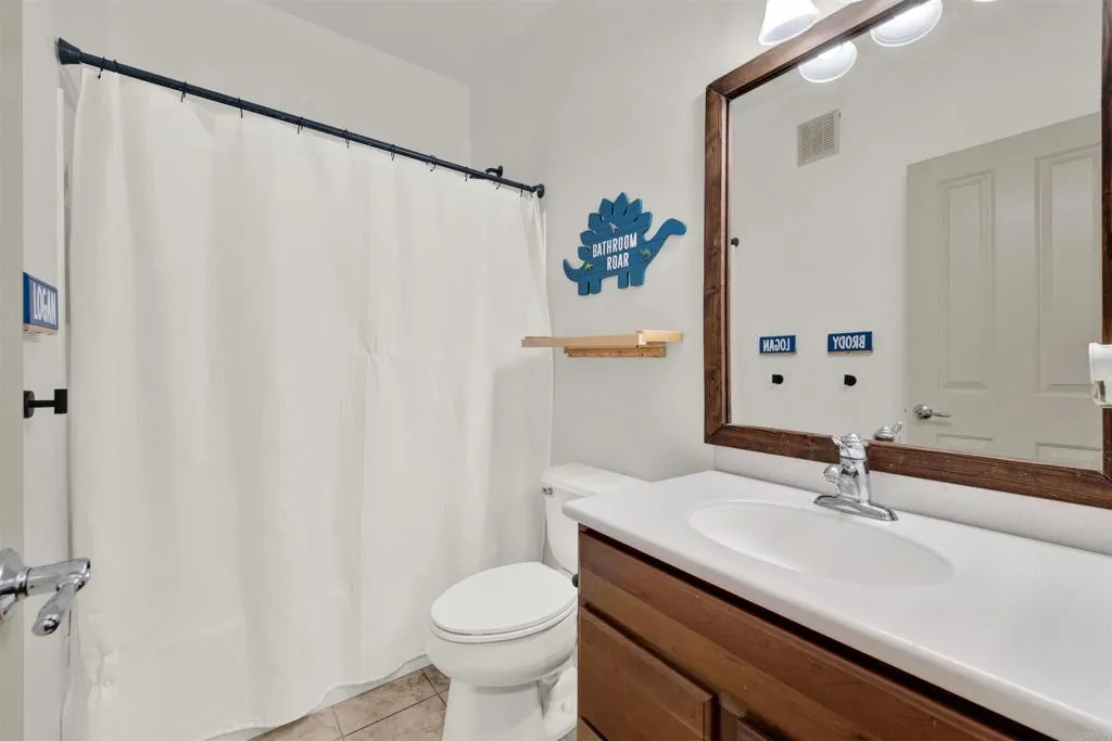 https://cdn.realtyfeed.com/cdn/127/306732152/e1338cc6b042f94e10fd04224f7f1e06.webp