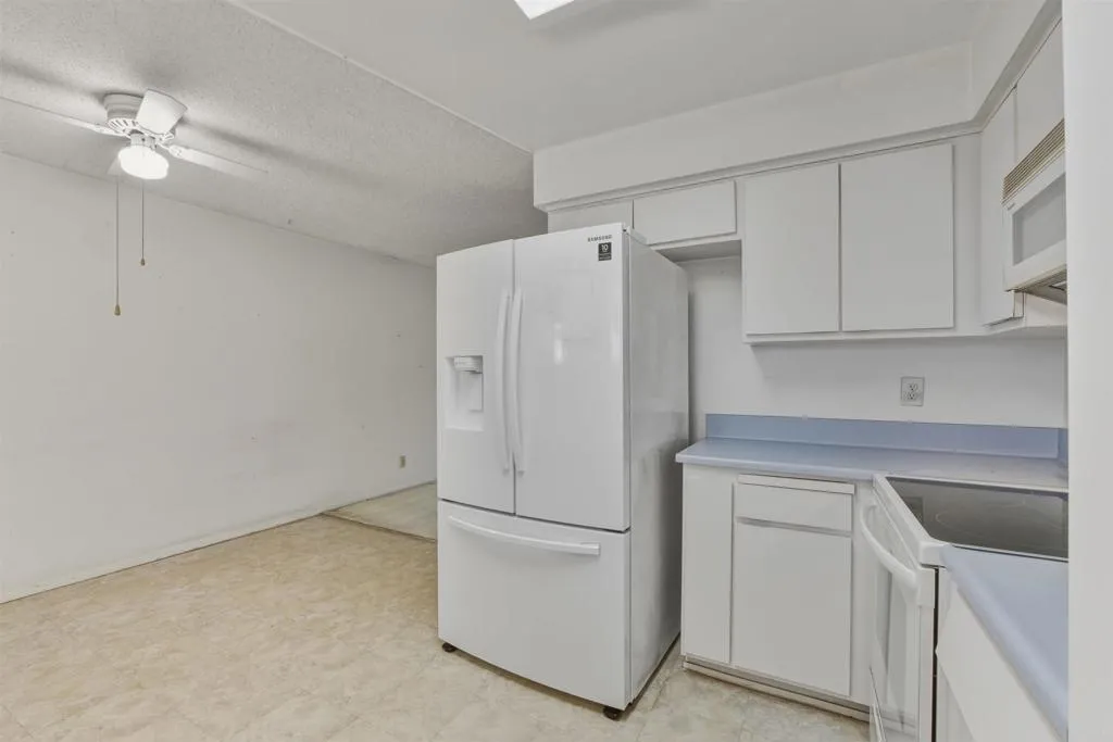 Photo #8: PTP2604181 Listing: Photo #8