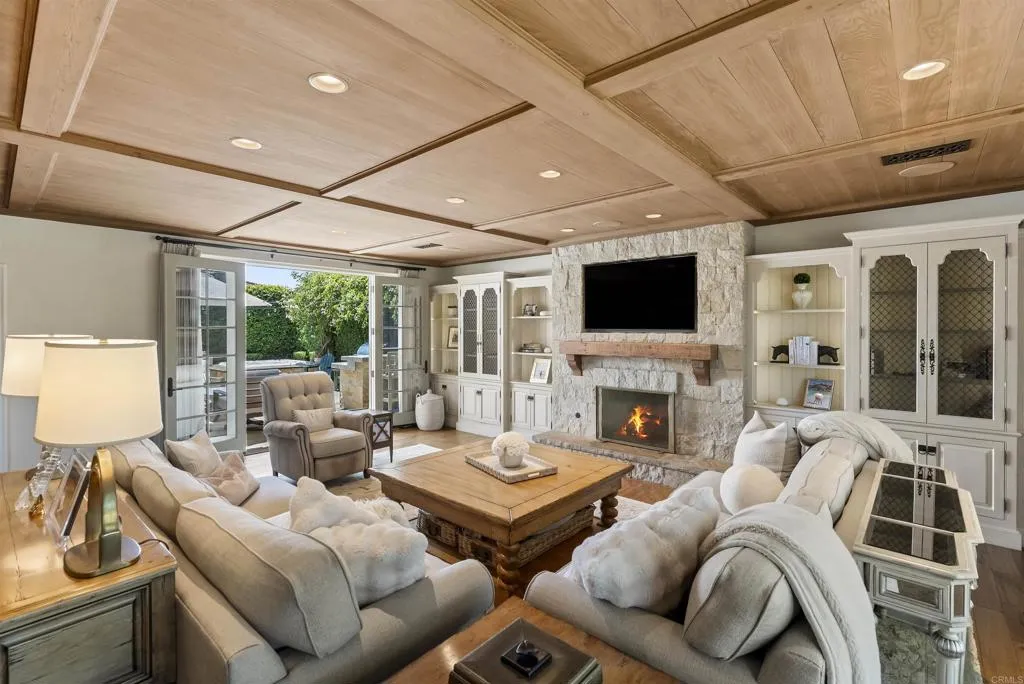 https://cdn.realtyfeed.com/cdn/127/306732190/e58425a352867c43e6bab745acf1121b.webp