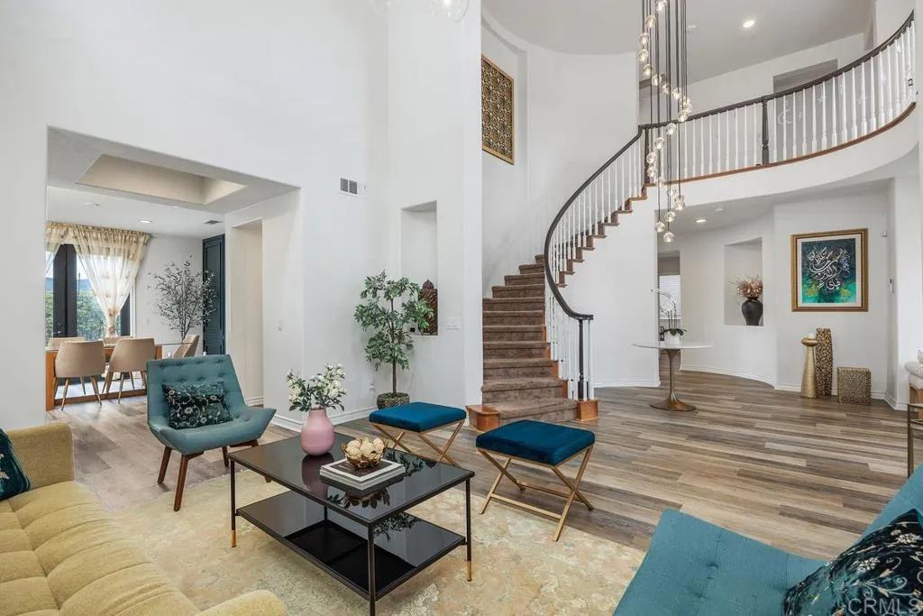 https://cdn.realtyfeed.com/cdn/127/306732226/0aeef9b17cbb81a4e286eeec512fc793.webp