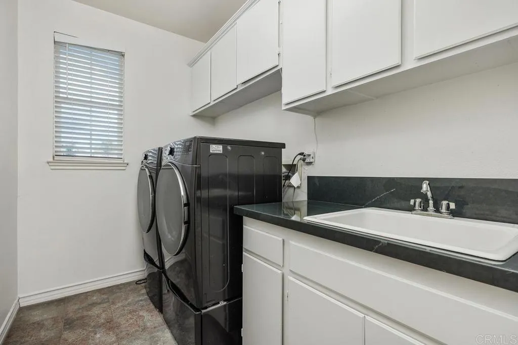 https://cdn.realtyfeed.com/cdn/127/306732226/7ccfaa97788fb8b3a20073cea397e72e.webp