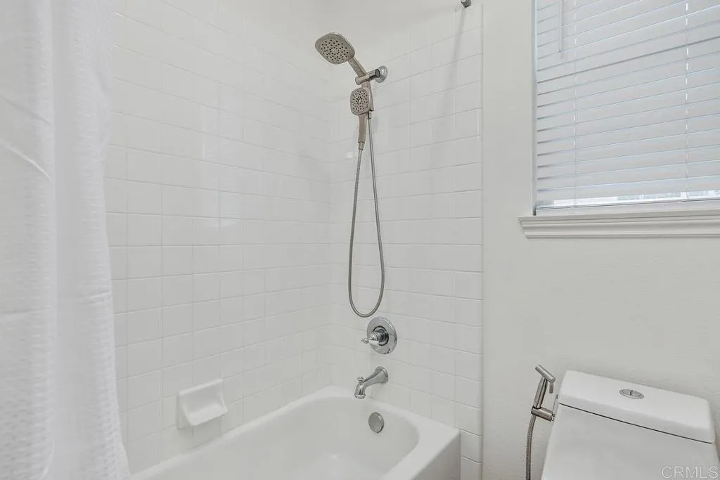 https://cdn.realtyfeed.com/cdn/127/306732226/aea33a156ed5ea16beaaaef9fe41809a.webp