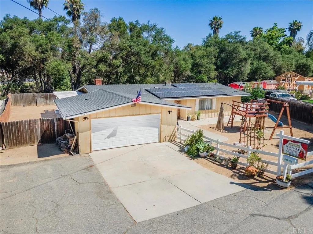 https://cdn.realtyfeed.com/cdn/127/306732343/cdfa01e2336b96bb56ed5f781776560c.webp