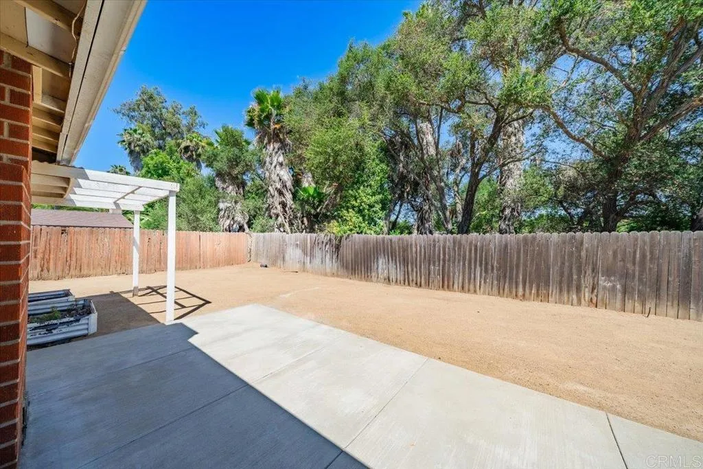 https://cdn.realtyfeed.com/cdn/127/306732343/e157c77b9506ca41ed2bd76a15485157.webp