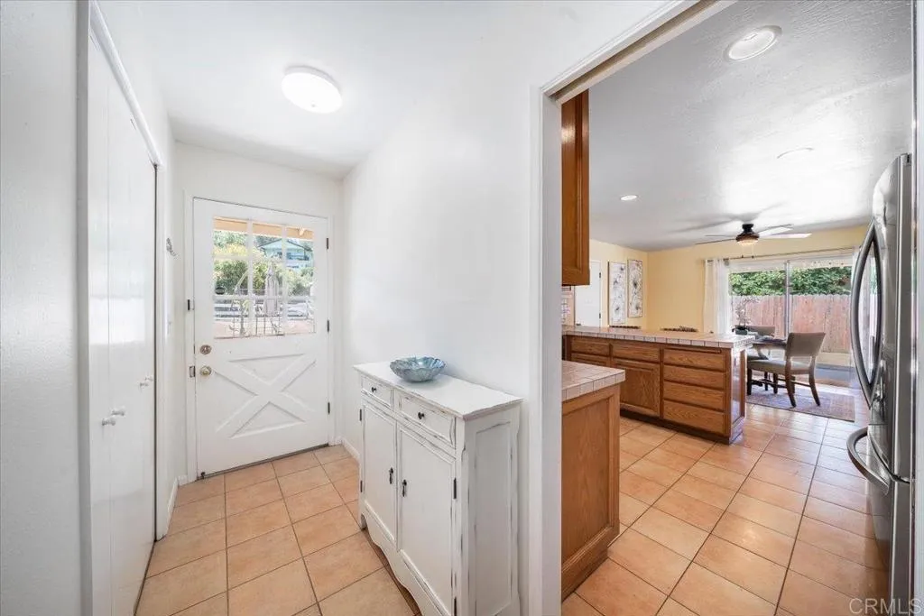 https://cdn.realtyfeed.com/cdn/127/306732343/e75e8e9fb1e41c7280ffdbdd82f6ba4f.webp