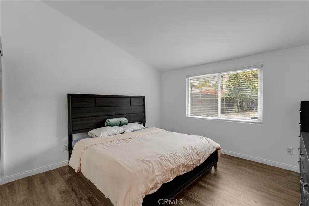 Woodland Hills, CA 91367