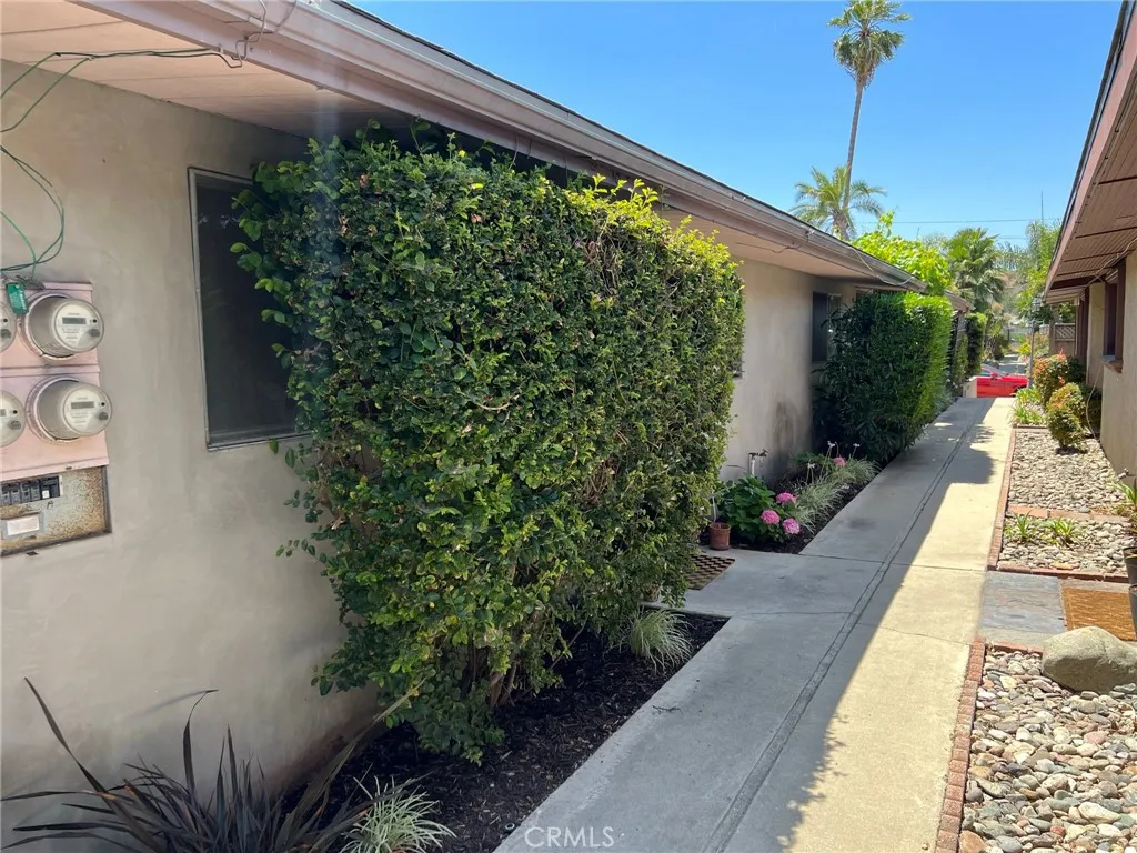 408 Ford Road, Costa Mesa, CA 92627 - Photo 4 of 8, Costa Mesa, CA