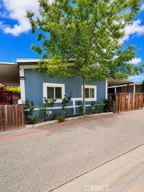 Castaic, CA 91384