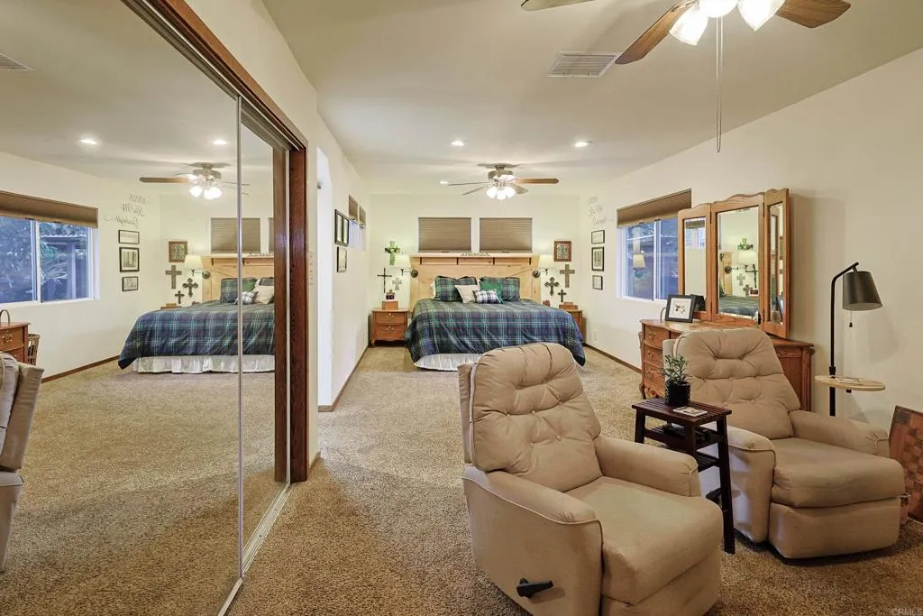 https://cdn.realtyfeed.com/cdn/127/306732502/e3839c028239a7592d3ce02889671adb.webp