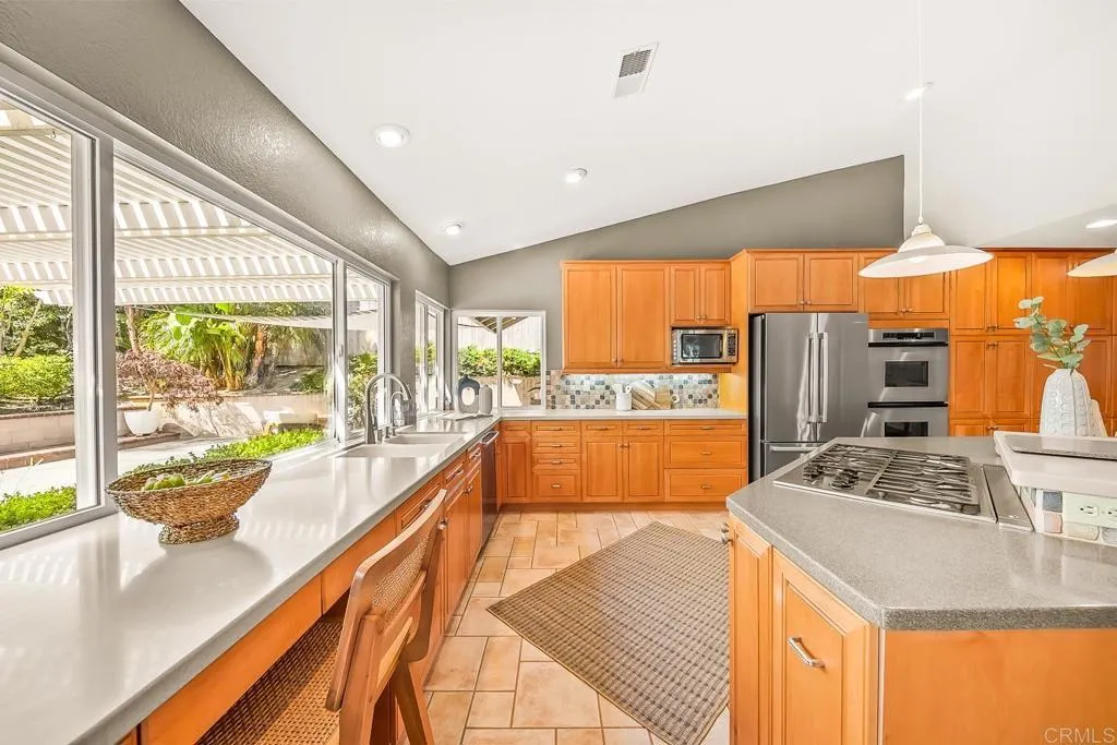 https://cdn.realtyfeed.com/cdn/127/306732505/5bae03061c150e9d2ec7ad2c8143752a.webp