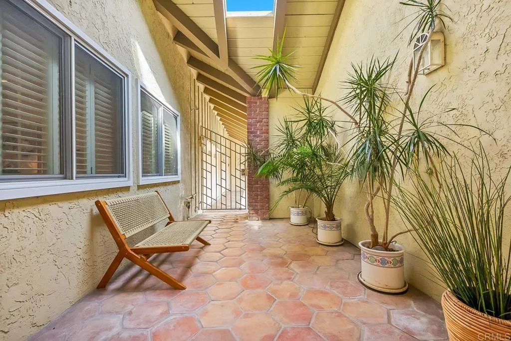 https://cdn.realtyfeed.com/cdn/127/306732505/7419bf1cdecc2828439806bcee51702f.webp