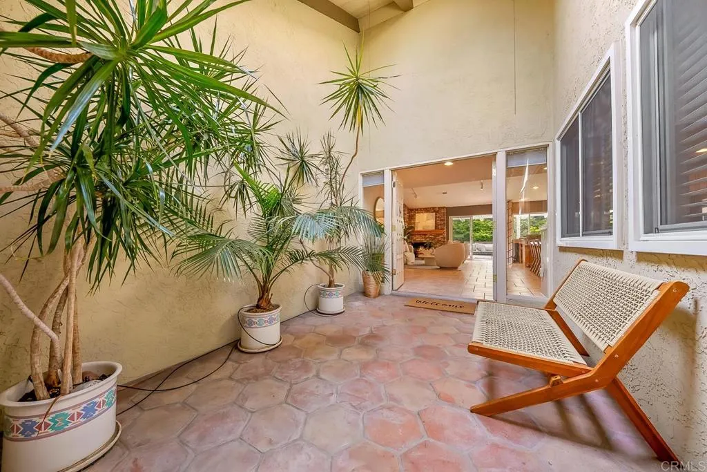 https://cdn.realtyfeed.com/cdn/127/306732505/bf68d89787a5234060a100ba2a80dd2e.webp