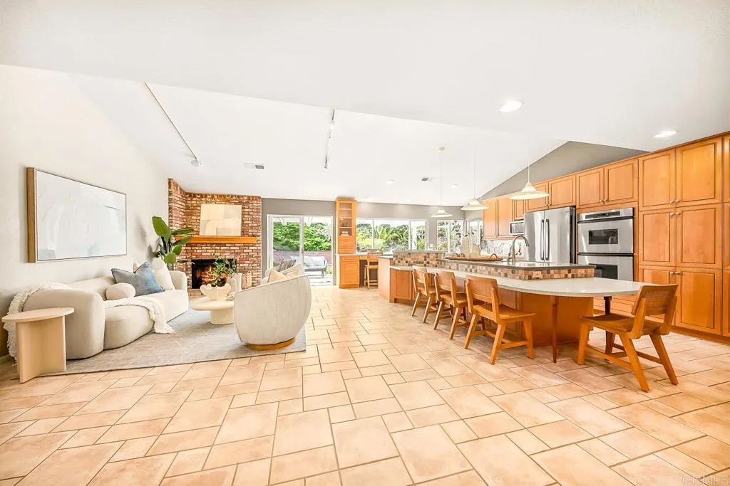 https://cdn.realtyfeed.com/cdn/127/306732505/c309666f79a9d6c3b8943941baa990f6.webp