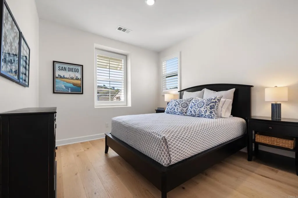 https://cdn.realtyfeed.com/cdn/127/306732507/1bf0744e7c19624f6089897cff3d604e.webp