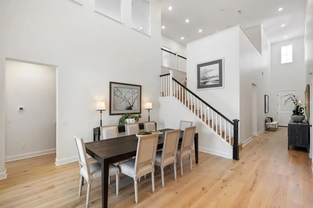 https://cdn.realtyfeed.com/cdn/127/306732507/6e1de65f547a8d90a1bef9d5a41108a2.webp