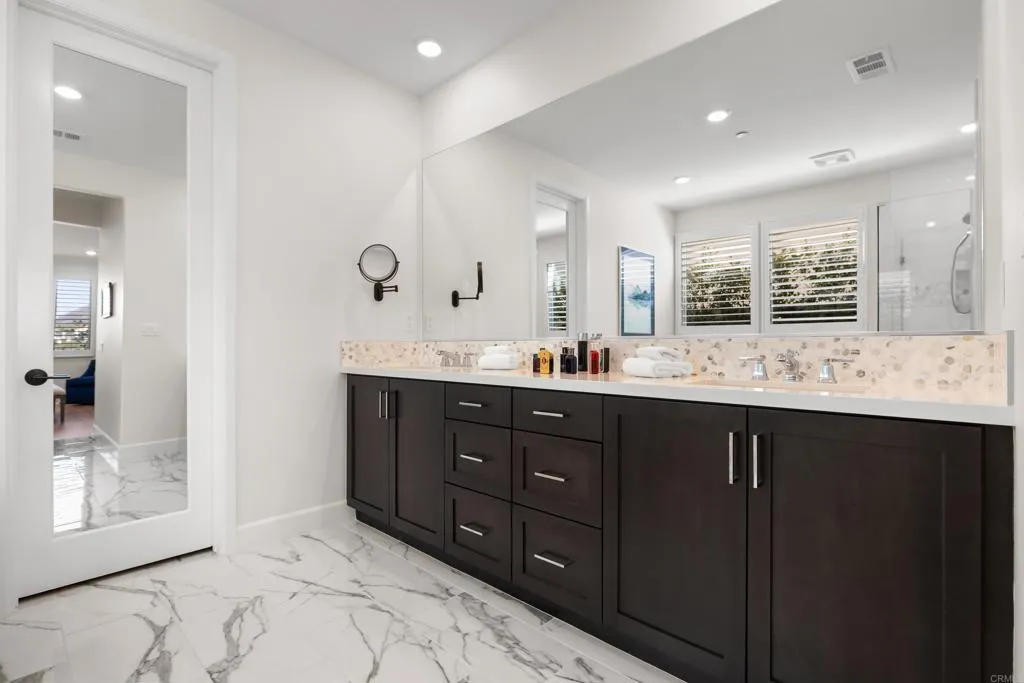 https://cdn.realtyfeed.com/cdn/127/306732507/80f1515935bca1c8f1d024484d20de93.webp