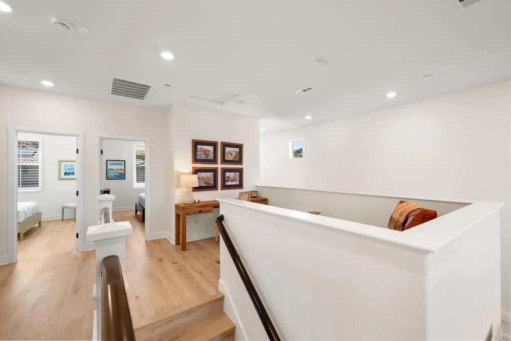 https://cdn.realtyfeed.com/cdn/127/306732507/c67677f19852213819eab989dfb4adbf.webp