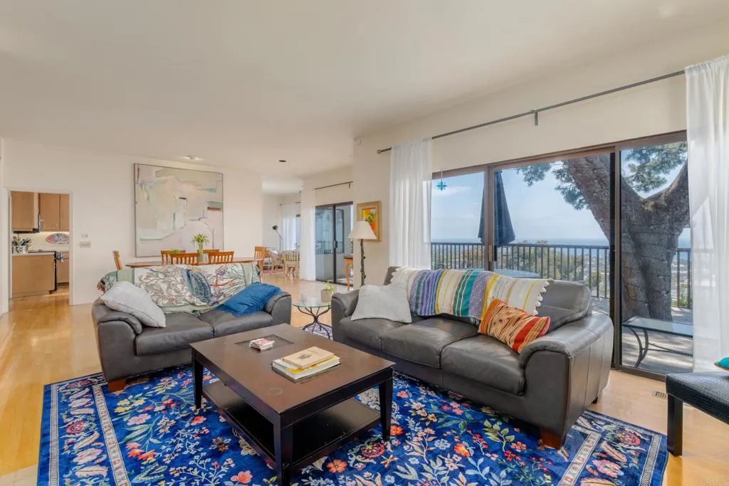 https://cdn.realtyfeed.com/cdn/127/306732510/1f2b94d69fee83d5941c846ce41edfb9.webp