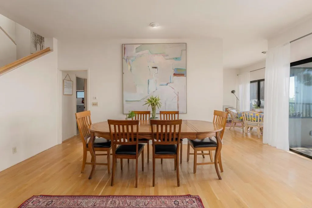 https://cdn.realtyfeed.com/cdn/127/306732510/5e2ecdd4b5e8f28d4cf157cc1bf29e1e.webp
