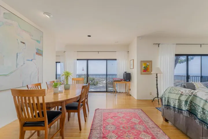7556 PEPITA WAY, LA JOLLA, CA 92037  Photo 2