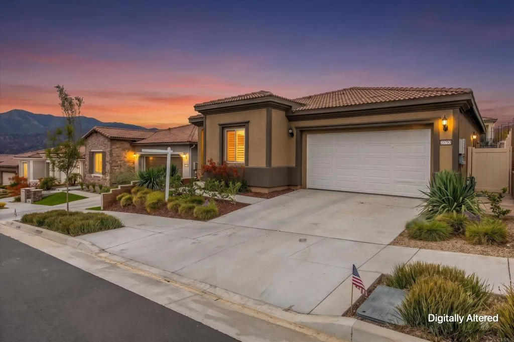 Corona, CA 92883