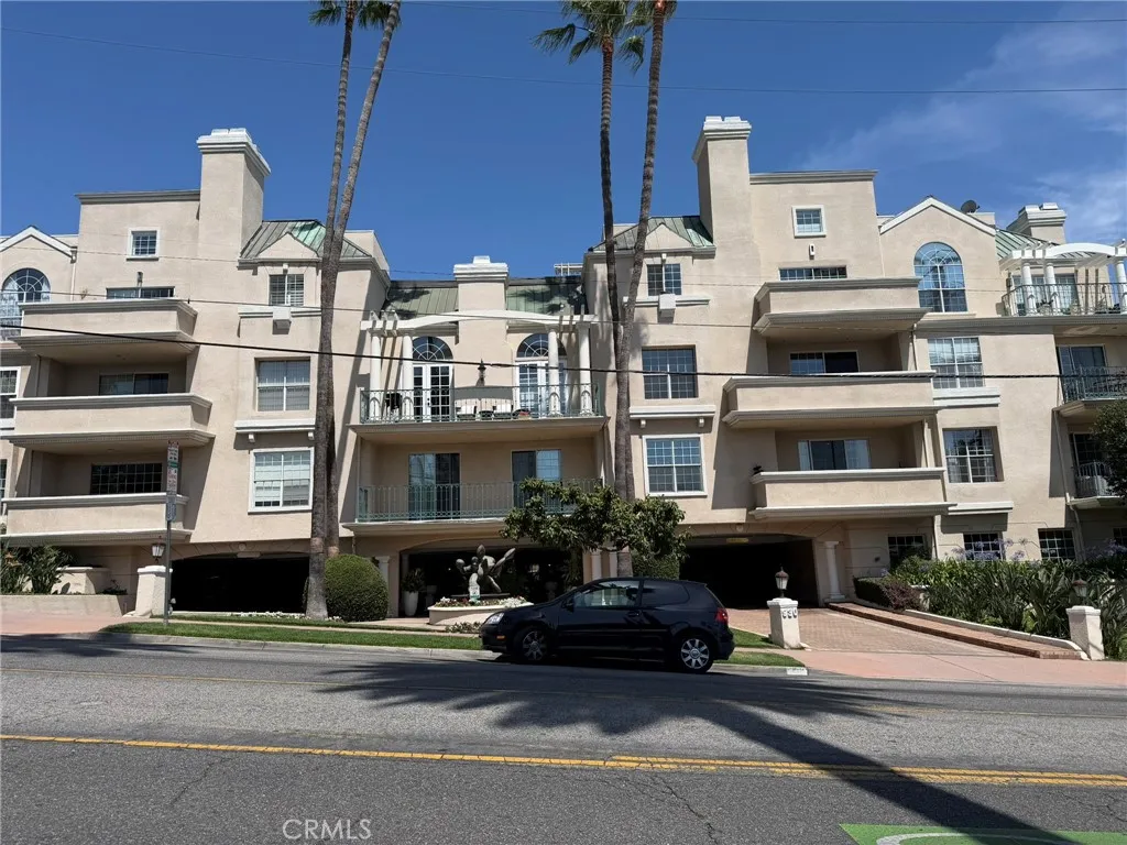 West Hollywood, CA 90069