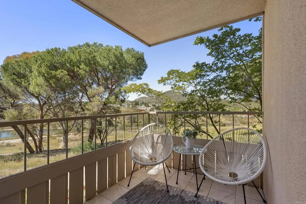 https://cdn.realtyfeed.com/cdn/127/306732563/866a6457d7782141057159b9cdfb3ec7.webp