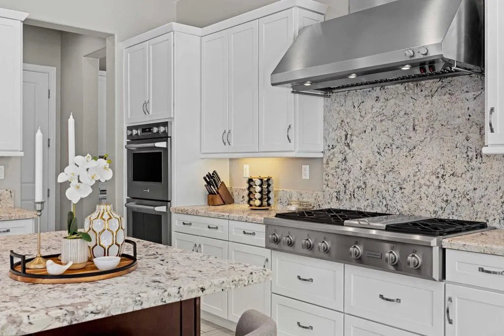 https://cdn.realtyfeed.com/cdn/127/306732671/2993f0a460d27439ecf62d3f86788bcb.webp