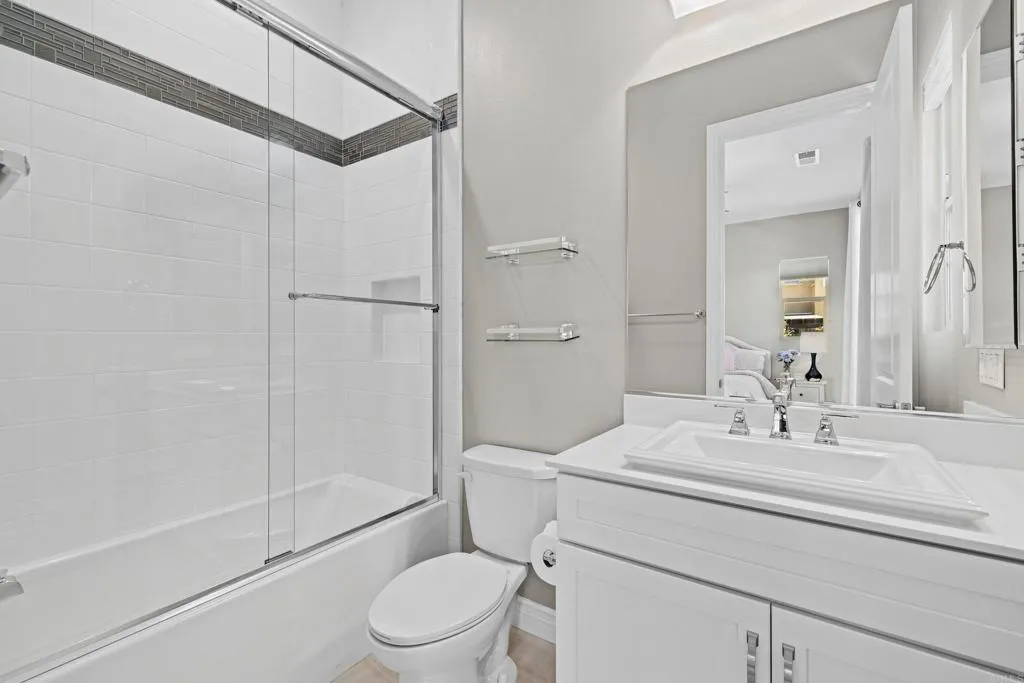 https://cdn.realtyfeed.com/cdn/127/306732671/62700063c153b564639fcaff3d898247.webp