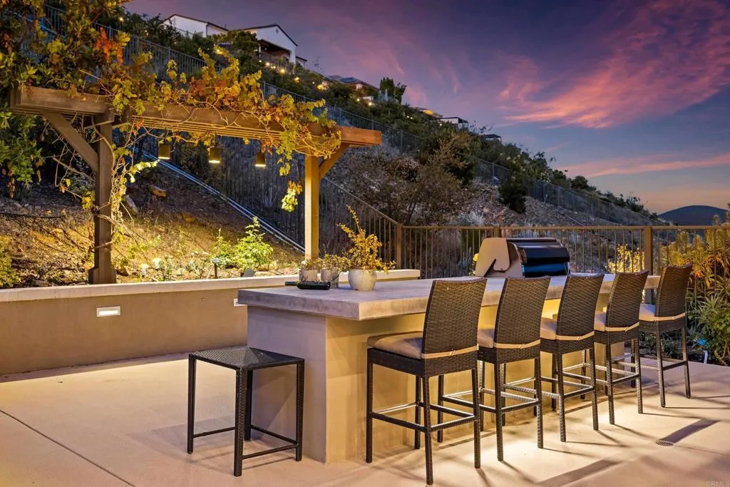 https://cdn.realtyfeed.com/cdn/127/306732671/63e5c42e1380ba31094287daa289d8a7.webp