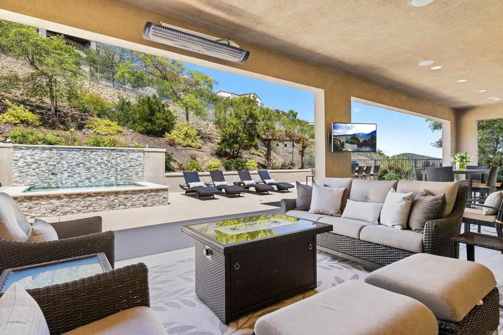 https://cdn.realtyfeed.com/cdn/127/306732671/86eca4b0d6fc21b41d2e8ebb8f3e5db1.webp