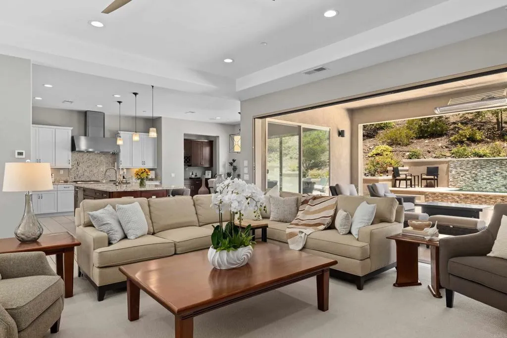 https://cdn.realtyfeed.com/cdn/127/306732671/ec30069af19d067848bfaed2da23f92f.webp