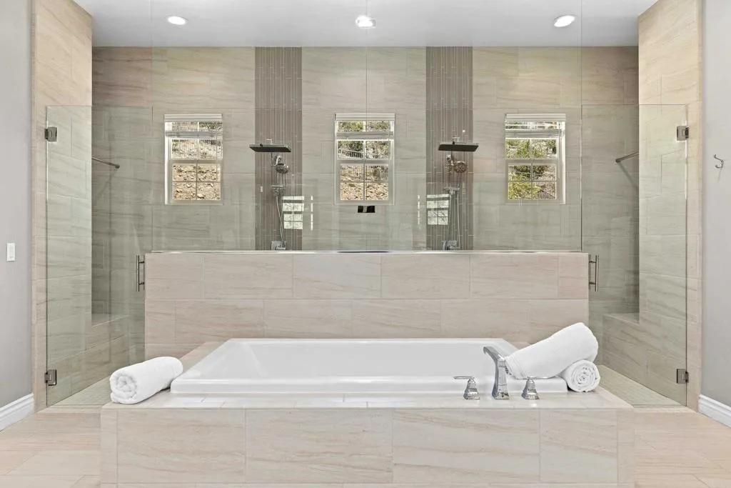 https://cdn.realtyfeed.com/cdn/127/306732671/fe5b72b7e7cccf2fb0935c502c454ebd.webp