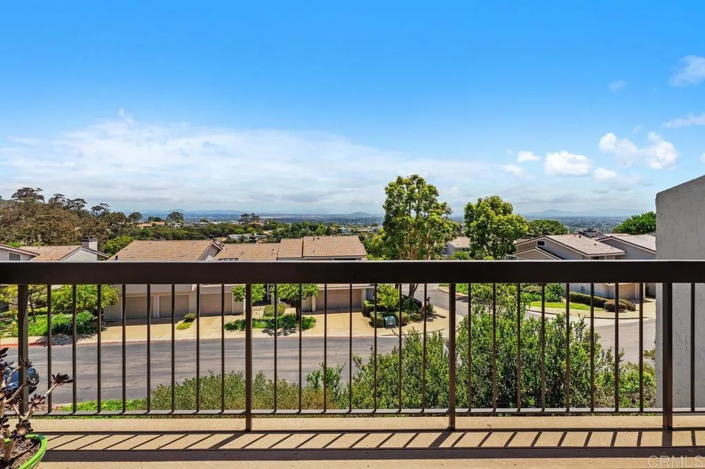 https://cdn.realtyfeed.com/cdn/127/306732709/1c3a3949f216c62ead46e69e1804aeb1.webp