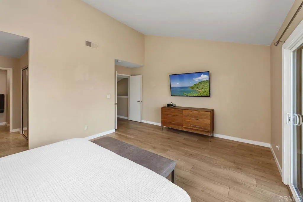 https://cdn.realtyfeed.com/cdn/127/306732709/1f84df4055f30212e5dcde08b069fe13.webp