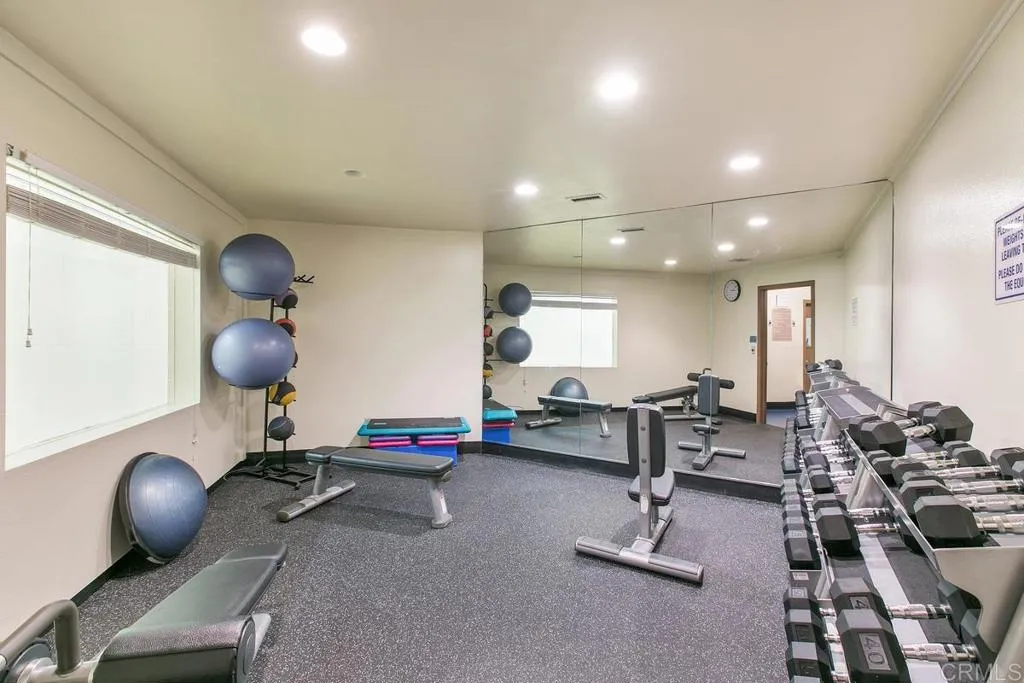 https://cdn.realtyfeed.com/cdn/127/306732709/7118f70c5a00d3957a55ef37319e3e6c.webp