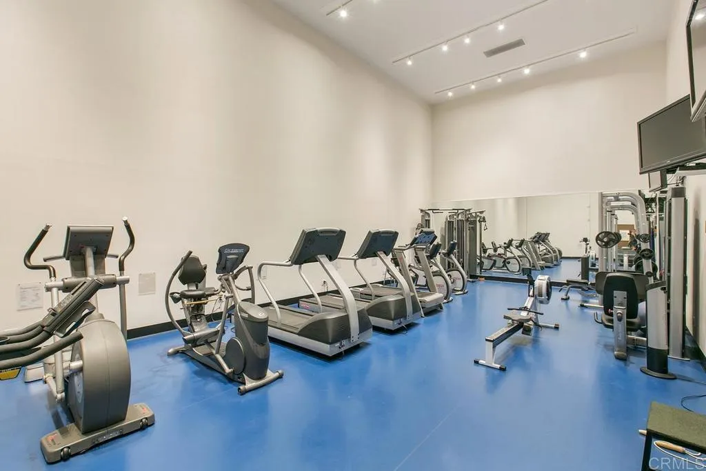 https://cdn.realtyfeed.com/cdn/127/306732709/a09efb67983c4bc5b725e91eb36abb84.webp