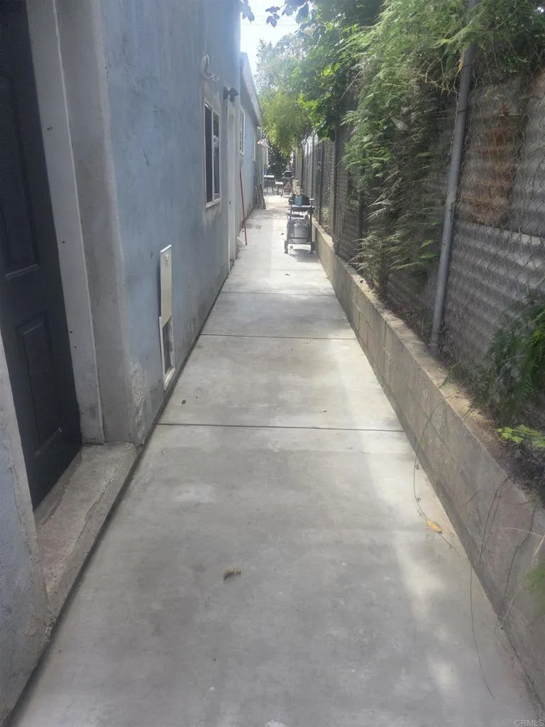 https://cdn.realtyfeed.com/cdn/127/306732724/2920860c66a940216a0c1ebdeaa7c794.webp