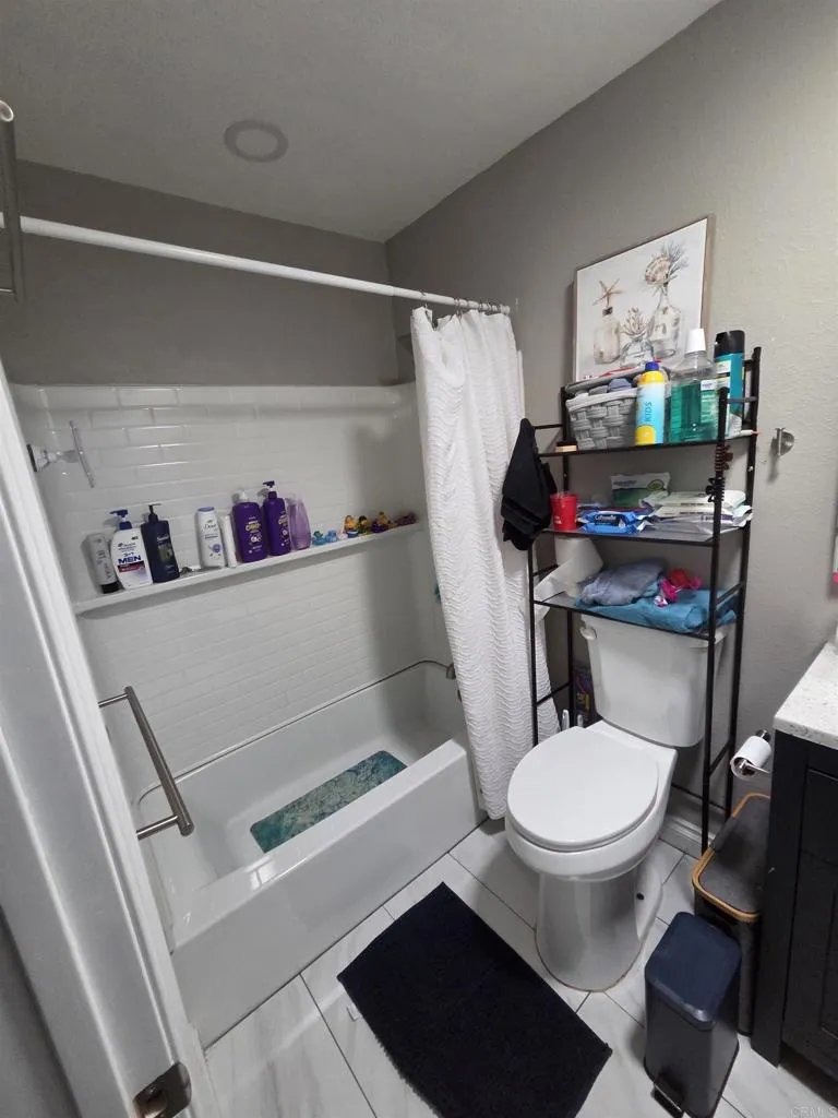 https://cdn.realtyfeed.com/cdn/127/306732724/47c56c25c3a1a4b255f809b9f5b174de.webp
