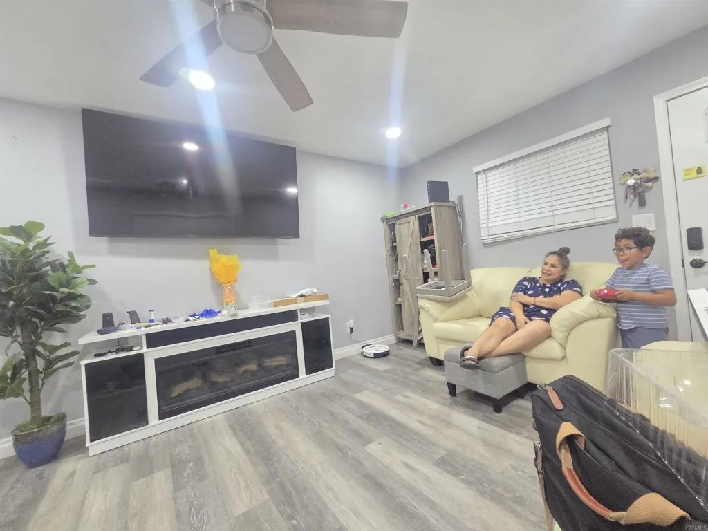 https://cdn.realtyfeed.com/cdn/127/306732724/90d164449d40f4297c95ea28bcfbb08a.webp