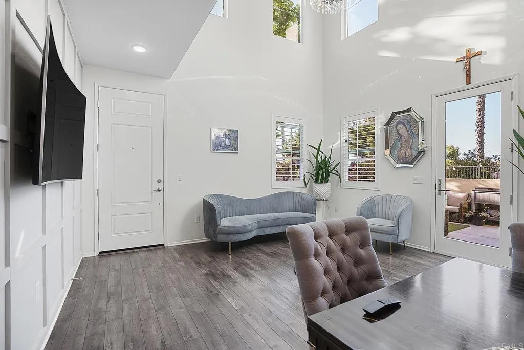 https://cdn.realtyfeed.com/cdn/127/306732782/2282f6c8010f9c67473d7a2d3d940963.webp