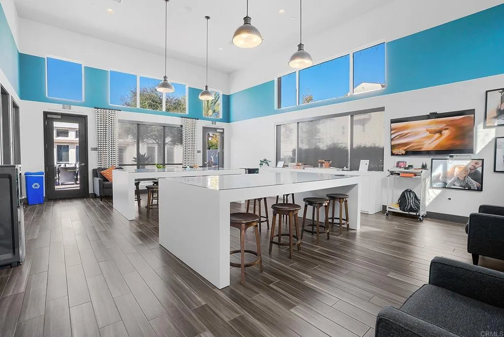 https://cdn.realtyfeed.com/cdn/127/306732782/b322addf272e3b901e25512de9aa98d3.webp