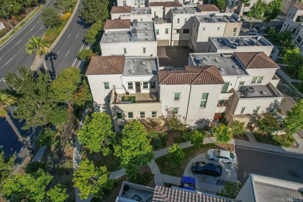 https://cdn.realtyfeed.com/cdn/127/306732782/c89bb6371eef92c514f6d07dcec7a037.webp