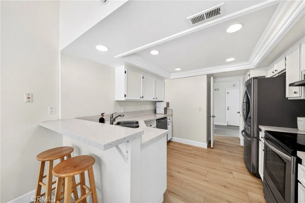 https://cdn.realtyfeed.com/cdn/127/306732795/2bca821a816e3776954e9dcd3cf7cfb7.webp