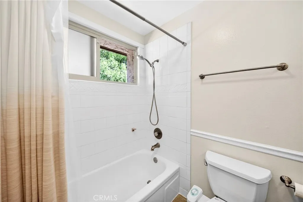 https://cdn.realtyfeed.com/cdn/127/306732795/5ef0520b3d2cdebfa29016d4bb4bcbf9.webp