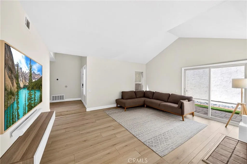 https://cdn.realtyfeed.com/cdn/127/306732795/68083943293f73feac6f6acb900931e7.webp