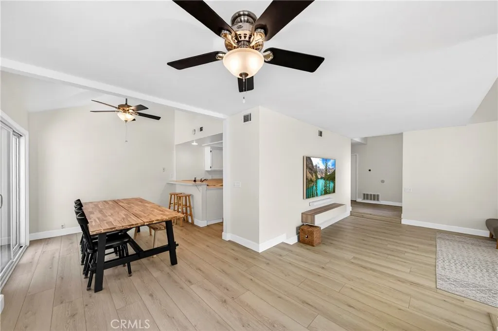 https://cdn.realtyfeed.com/cdn/127/306732795/b0b59aefb25c58bf3ee5e91d5028e438.webp