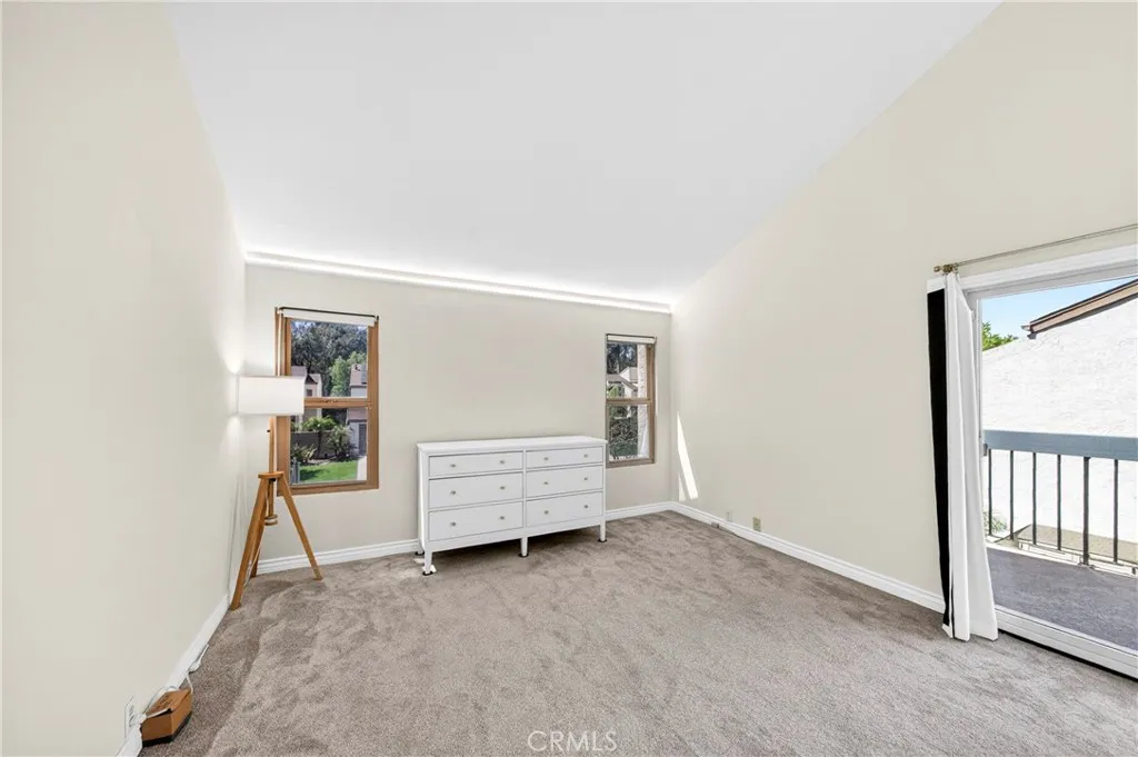 https://cdn.realtyfeed.com/cdn/127/306732795/cb24318208e95f52dd30c8d12d9f3d86.webp